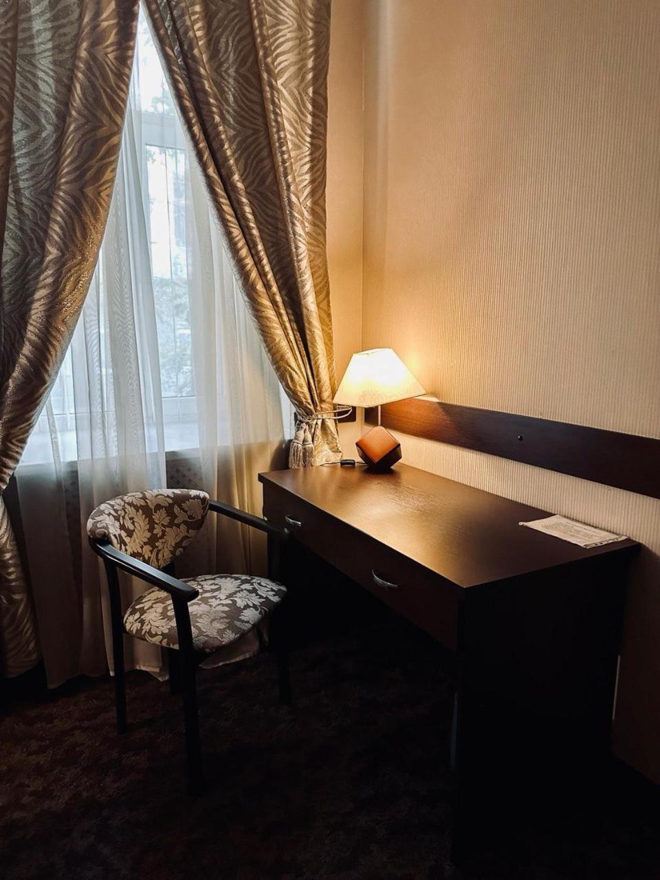 Classic Hotel Харків Екстер'єр фото