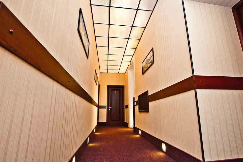 Classic Hotel Харків Екстер'єр фото